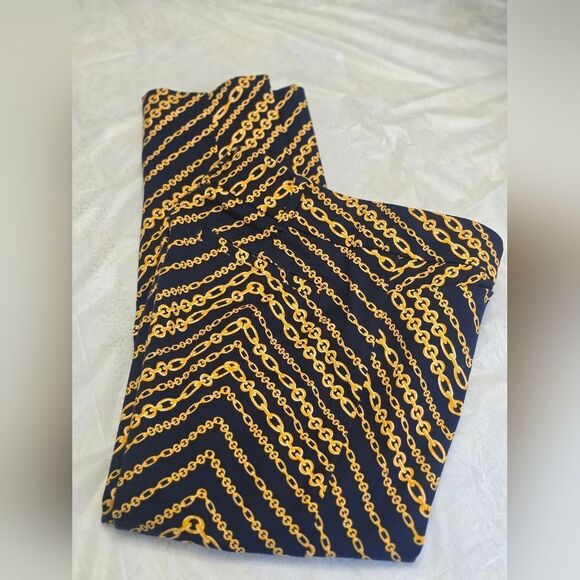 7th Avenue Design Studio Navy and Gold Chain Print Crop Pants - Picture 5 of 7